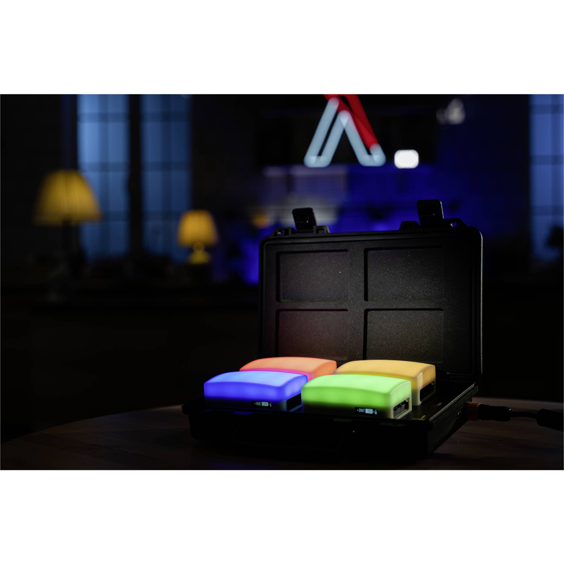 Aputure MC4 light Travel Set