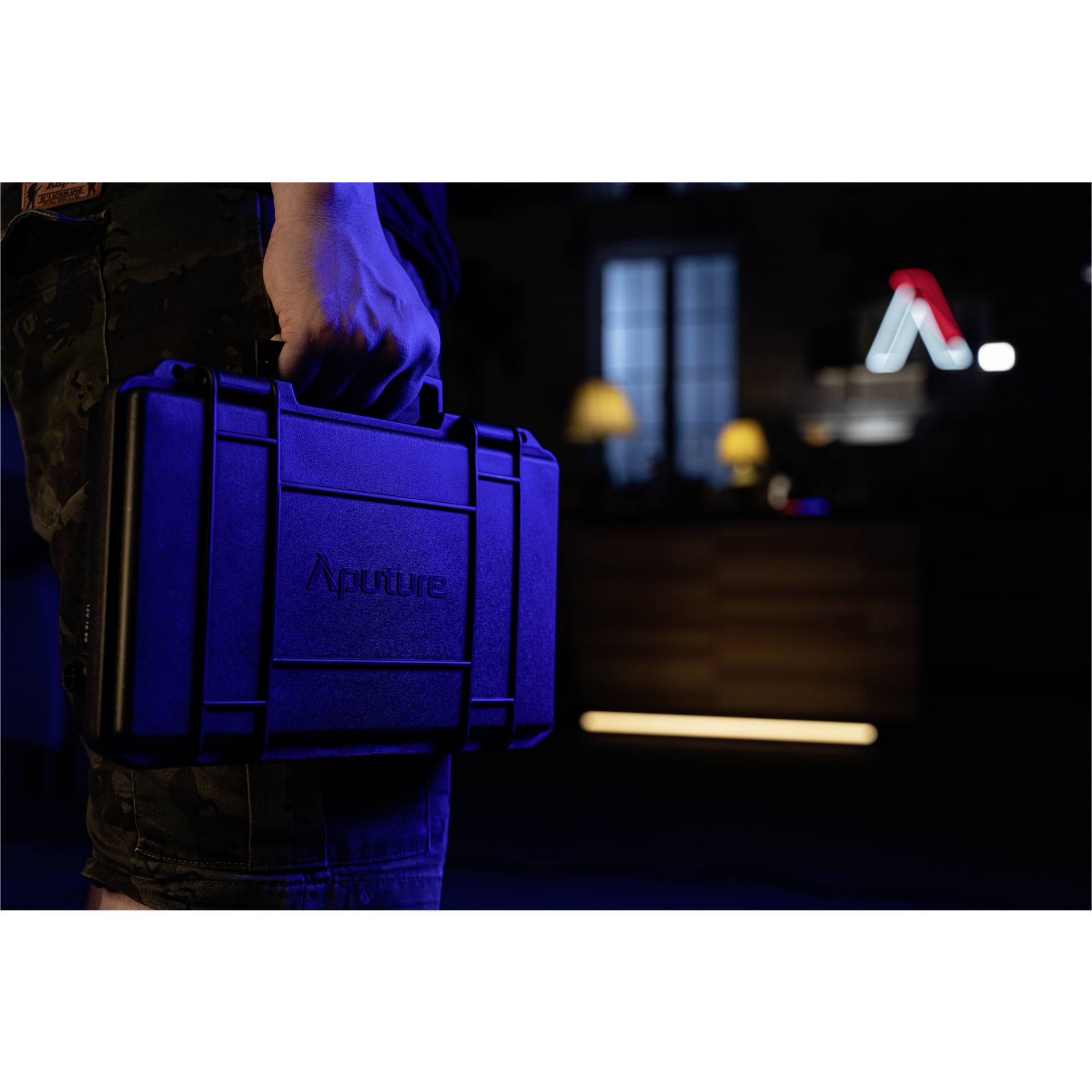 Aputure MC4 light Travel Set