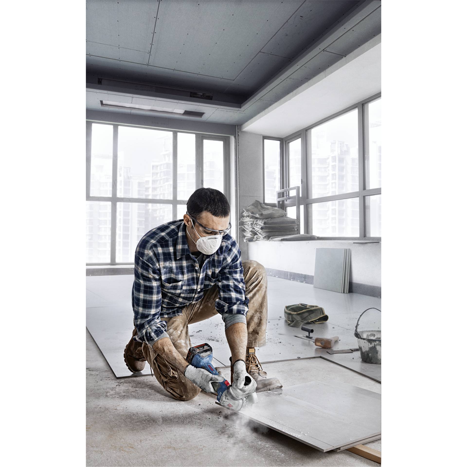 Bosch GWS 18V-7 125 mm L-BOXX Smerigliatrice angolare a batt