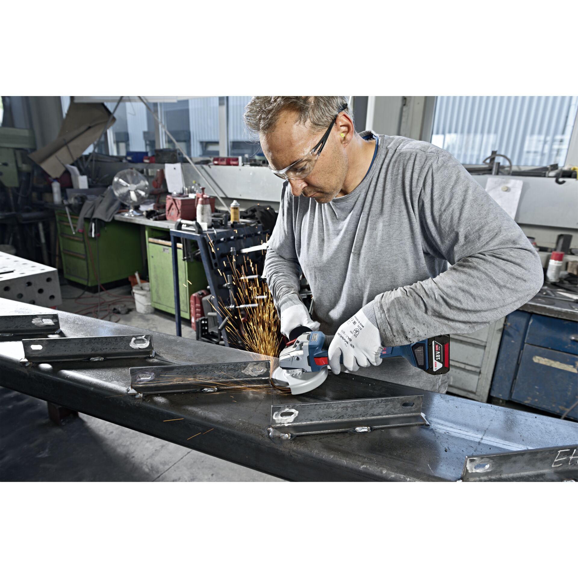 Bosch GWS 18V-10
