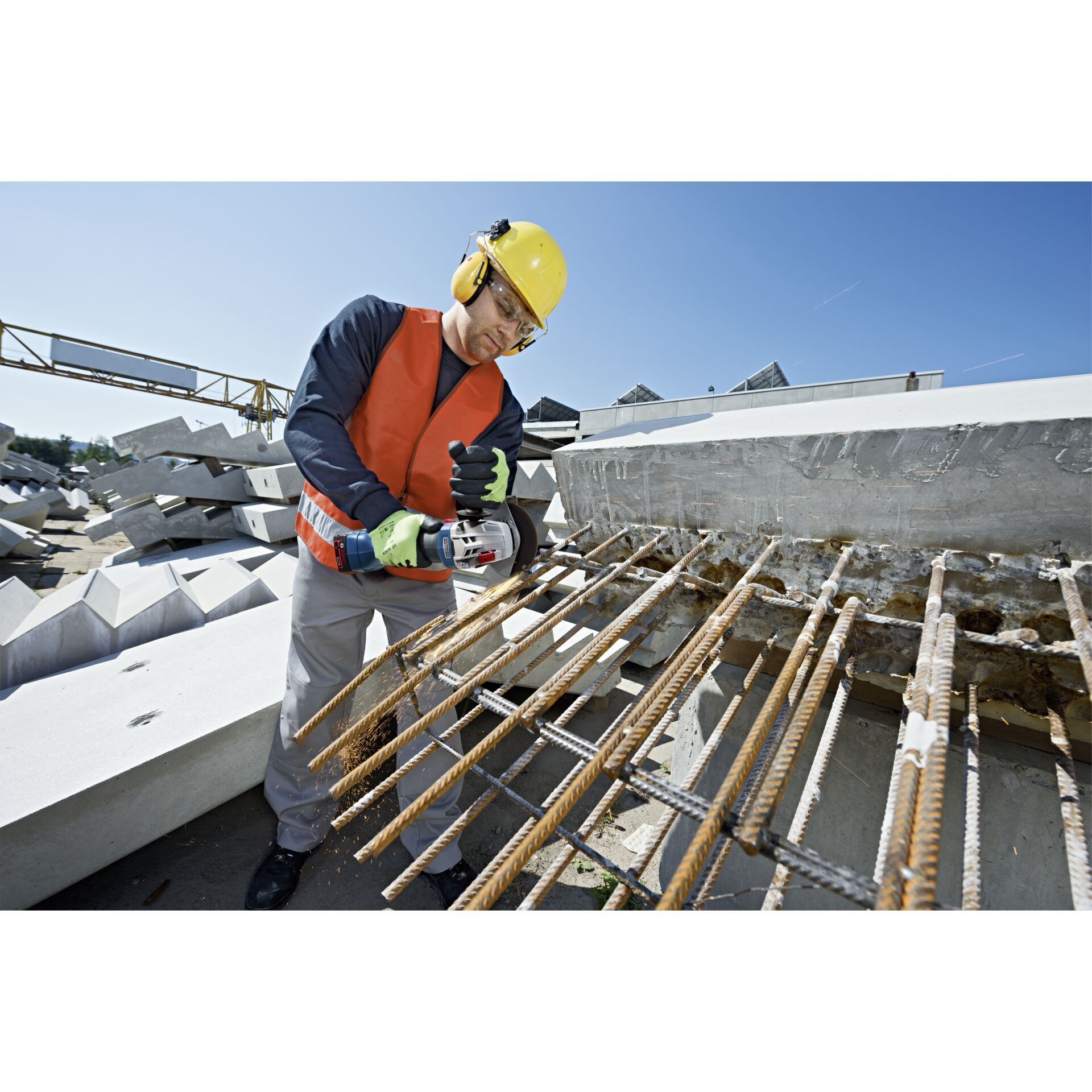 Bosch GWS 18V-10