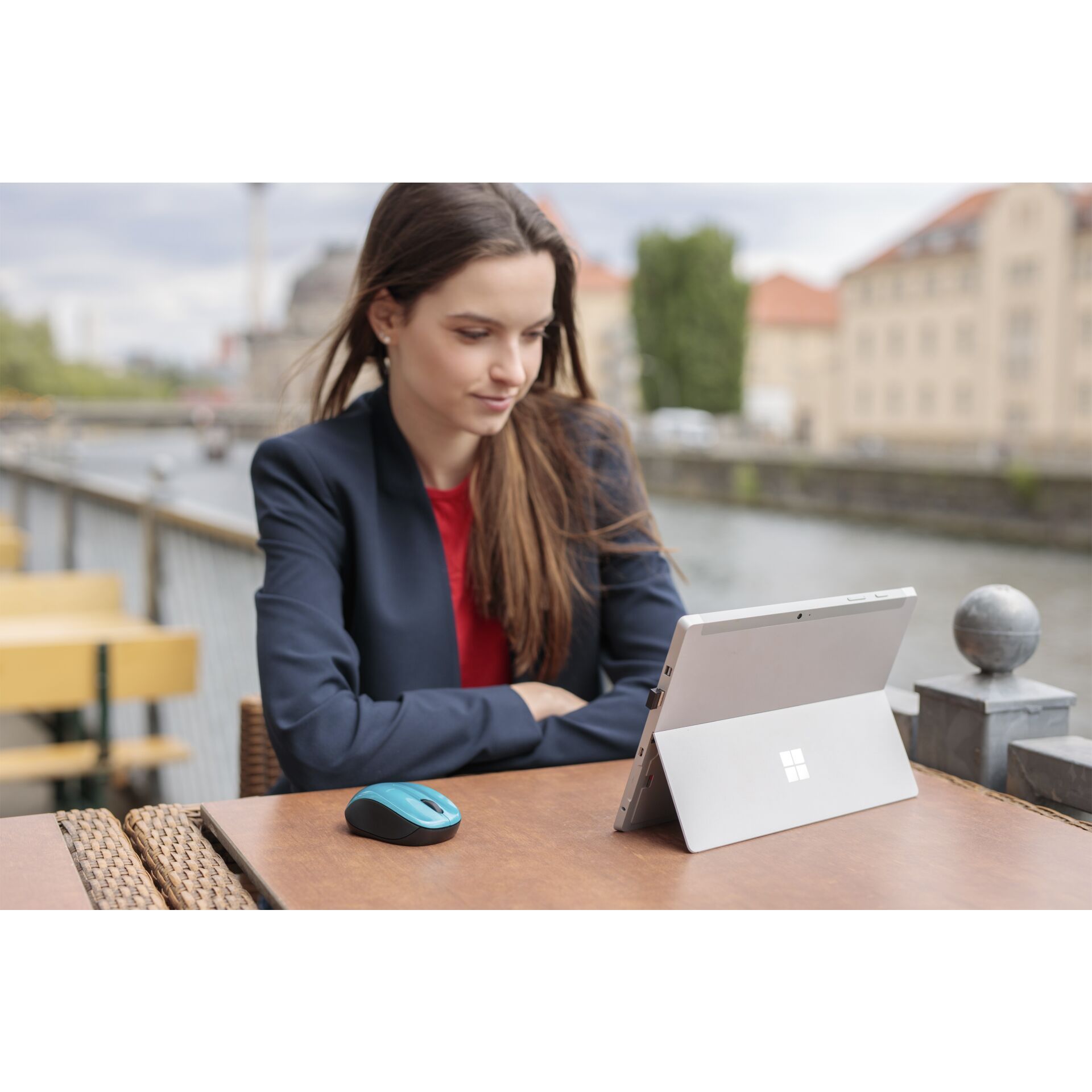 Verbatim Go Nano Wireless Mouse Caribbean Blue