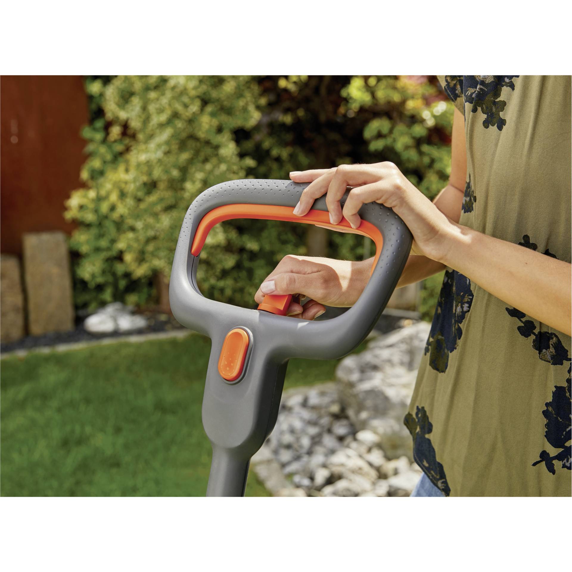 Gardena cordless lawn mower HandyMower 22/18V P4A Set