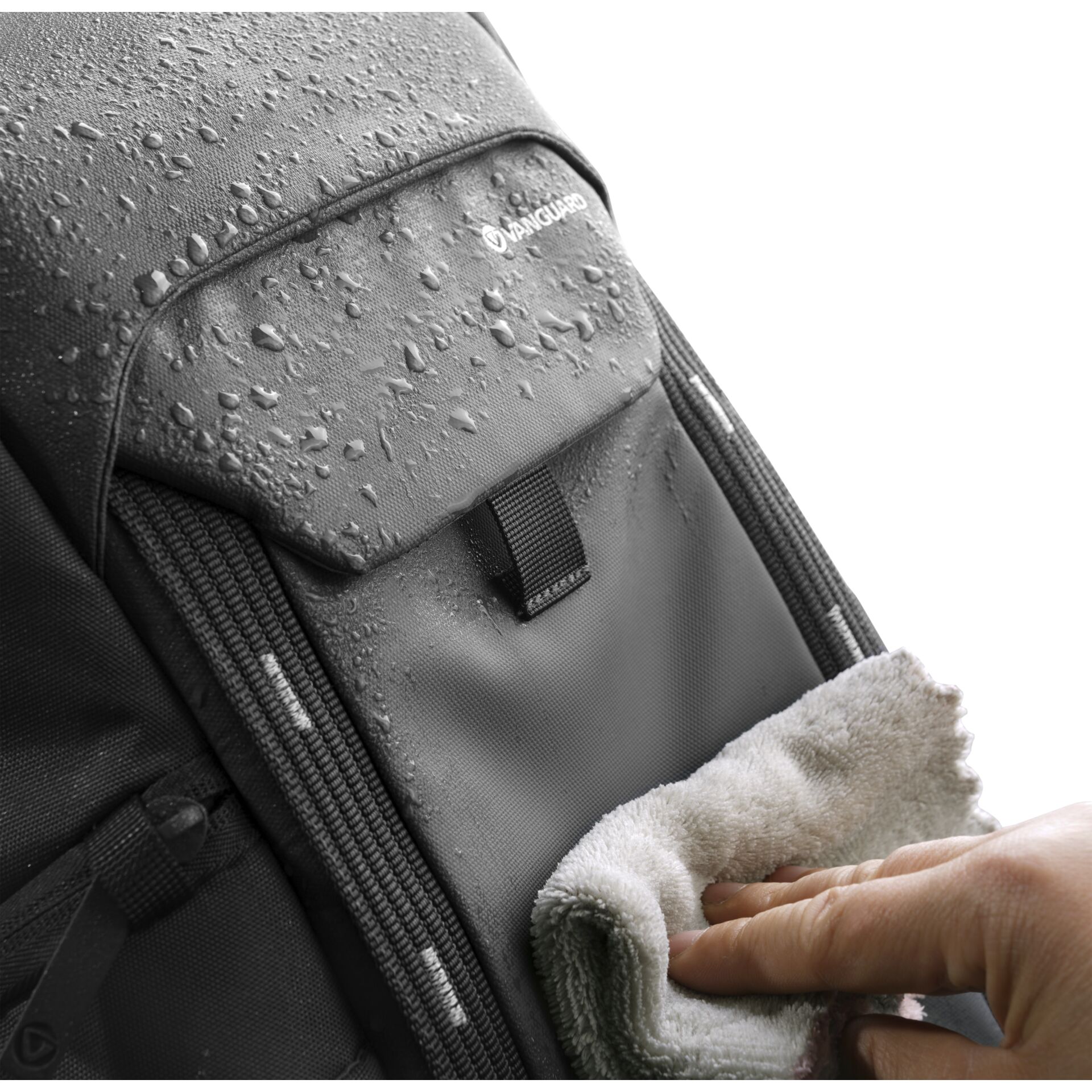 Vanguard VEO Adaptor R44 grey Backpack with USB-A