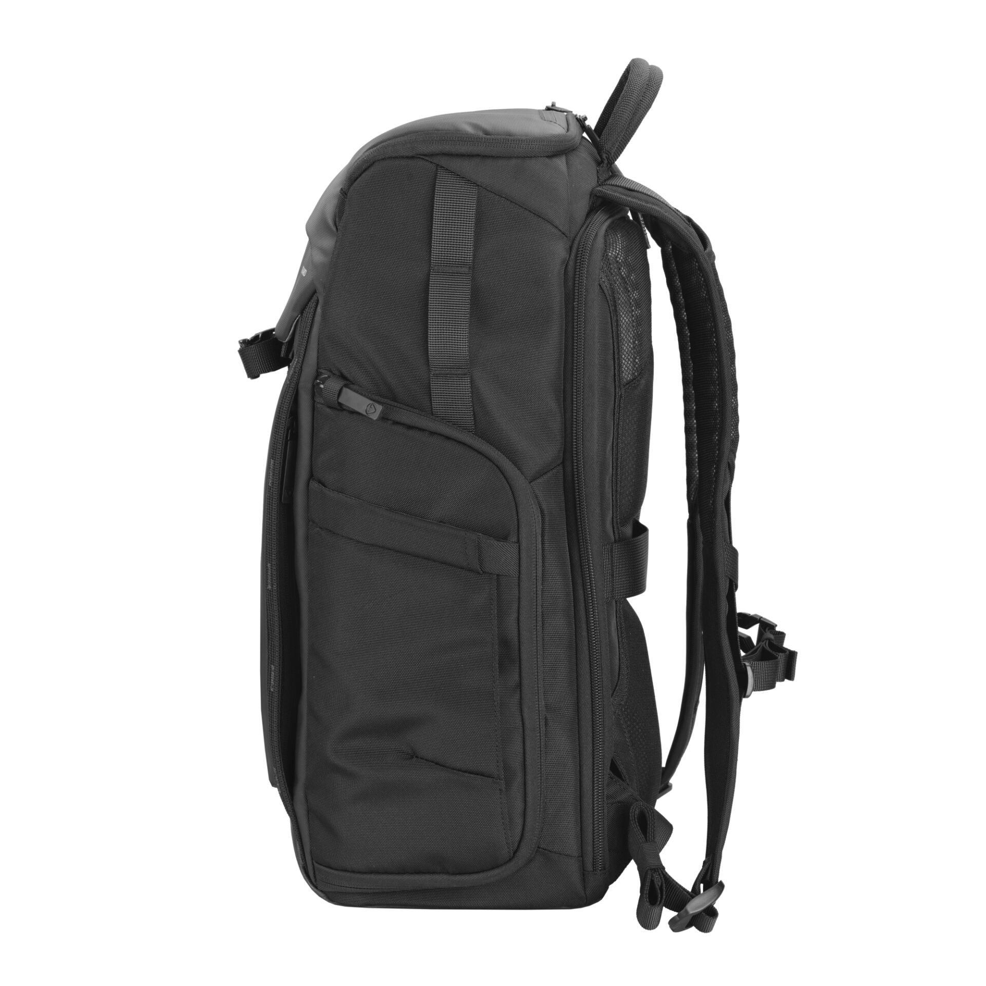 Vanguard VEO Adaptor R48 black Backpack with USB-A