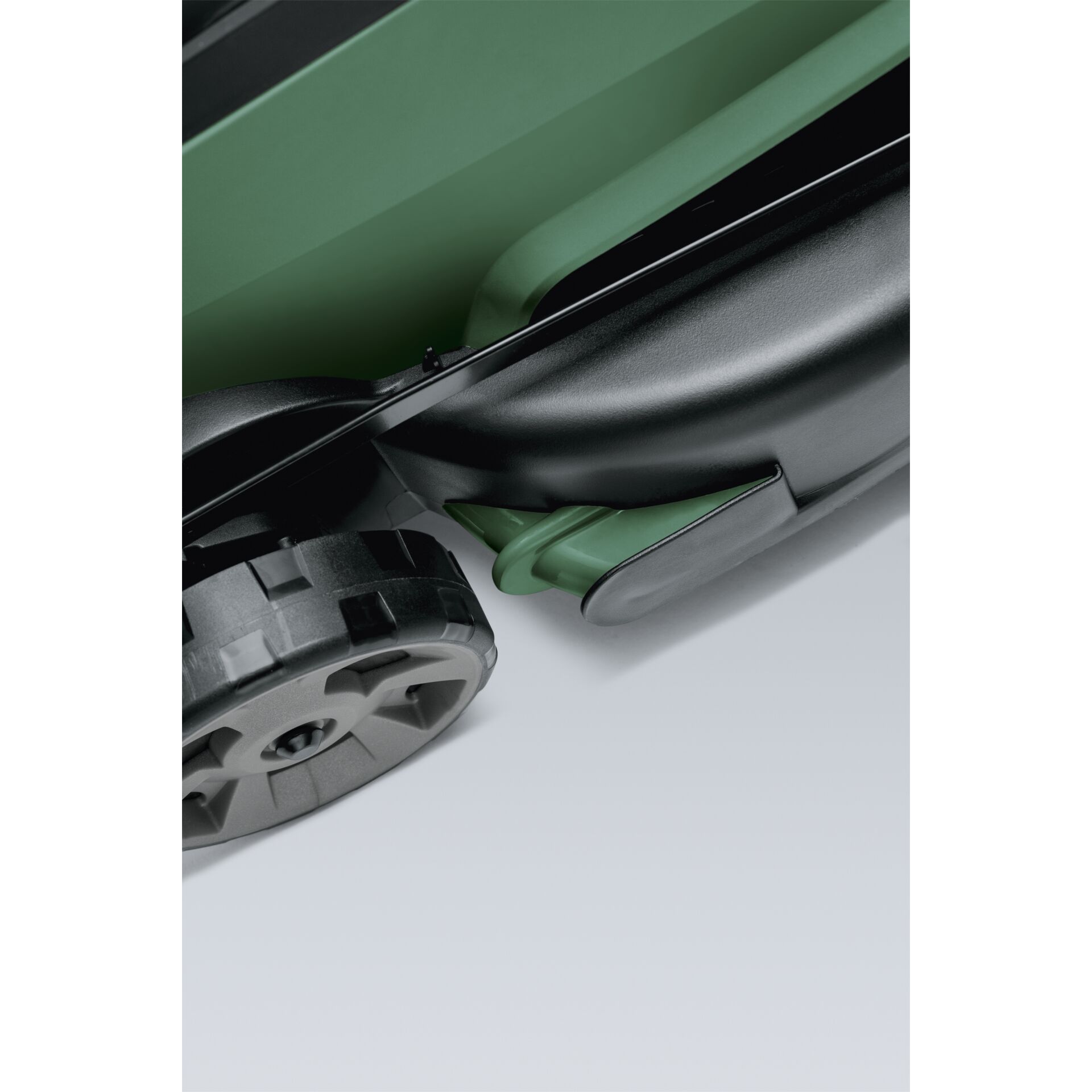Bosch City Mower 18V-32 Taglia Erba a batteria