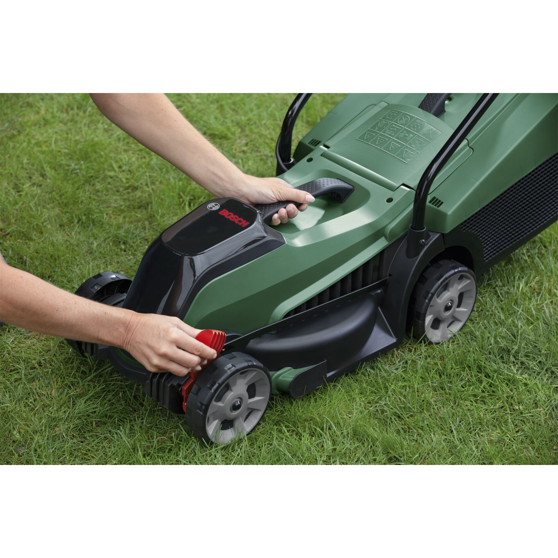 Bosch City Mower 18V-32 Taglia Erba a batteria