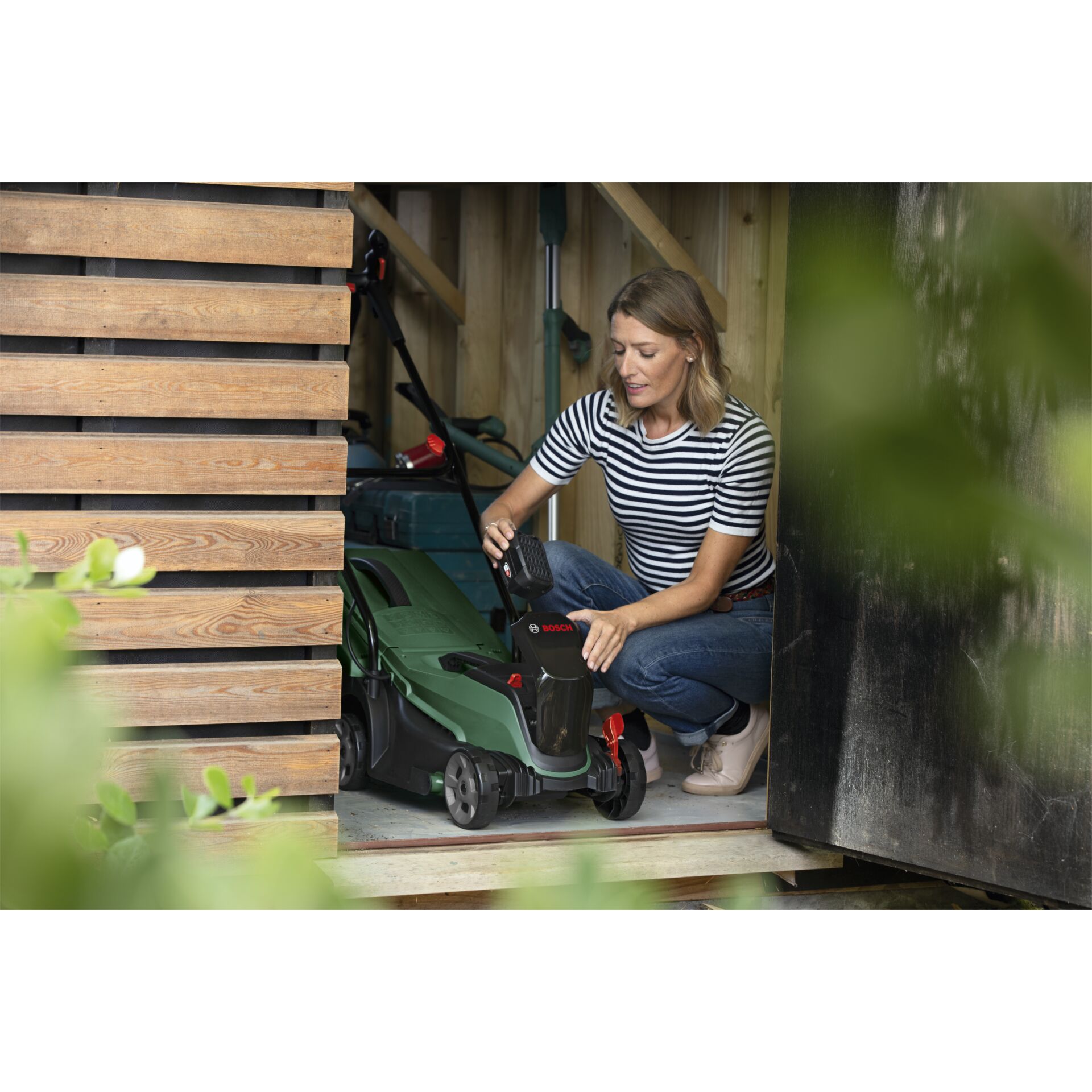 Bosch City Mower 18V-32 Taglia Erba a batteria