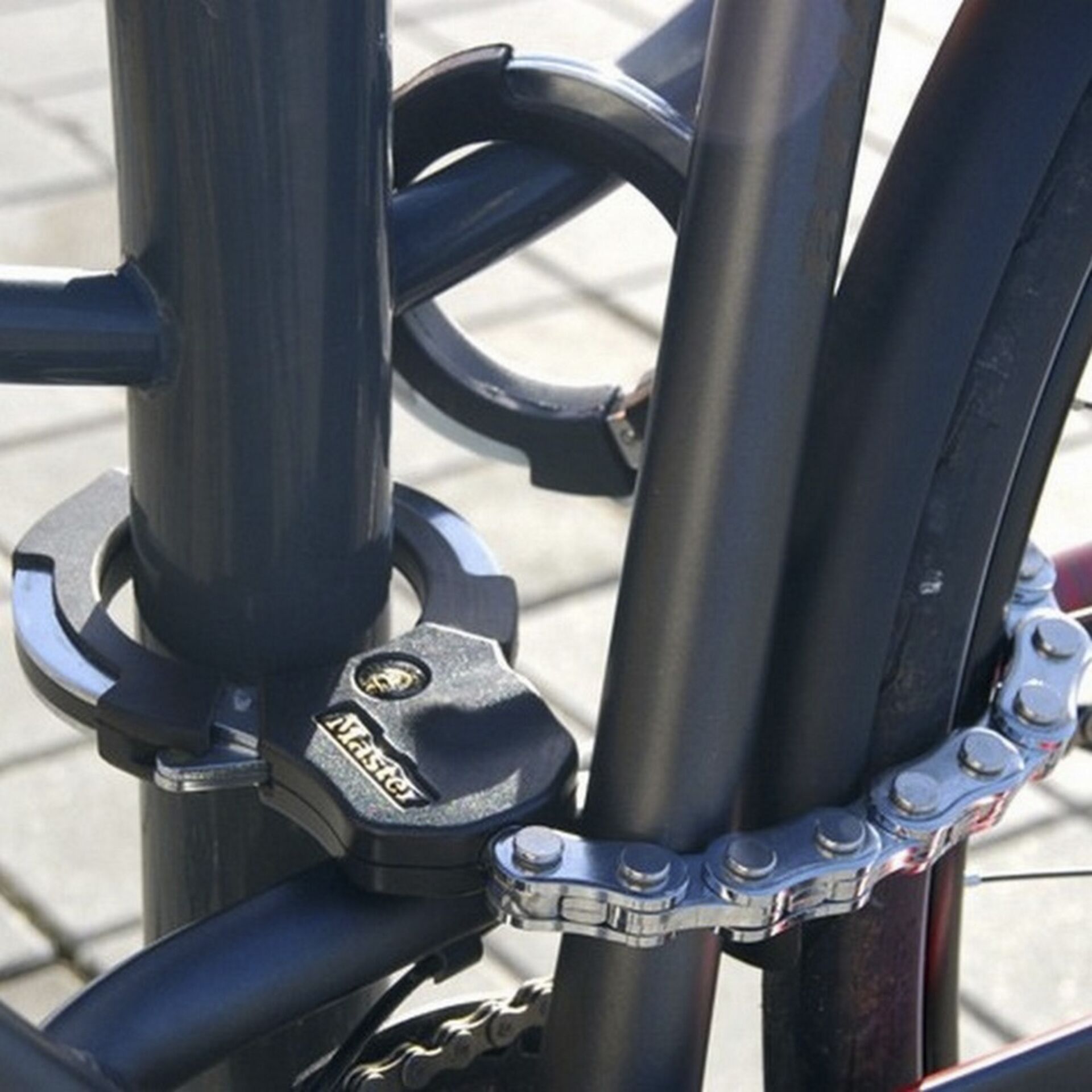 Master Lock Street Cuff con chiave lungo 8290EURDPRO