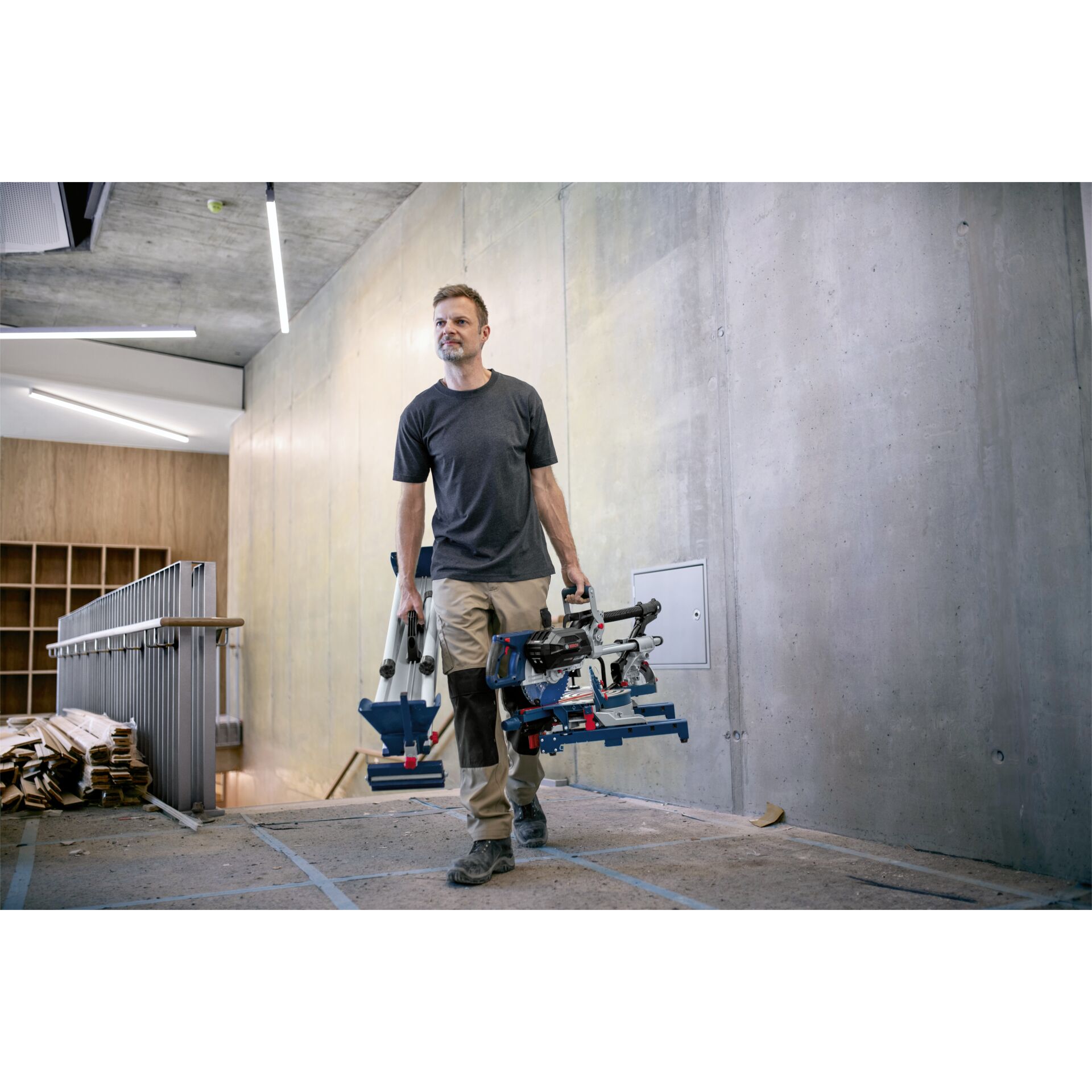 Bosch GCM 18V-216 DC solo Akku-Kapp- und Gehrungssäge