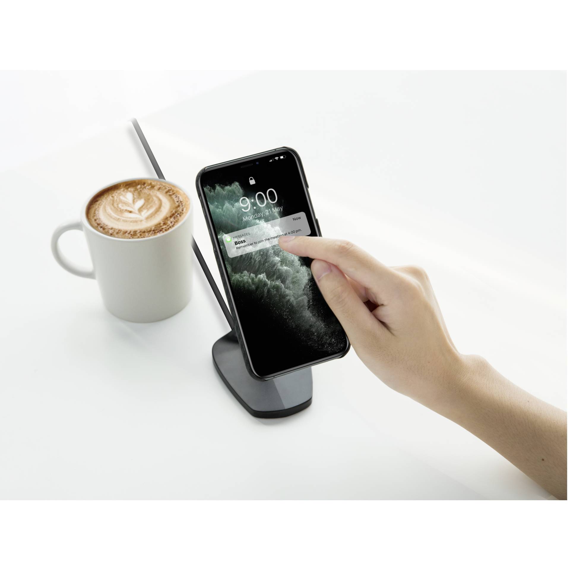 Pitaka MagEzMount Qi DeskTop Black