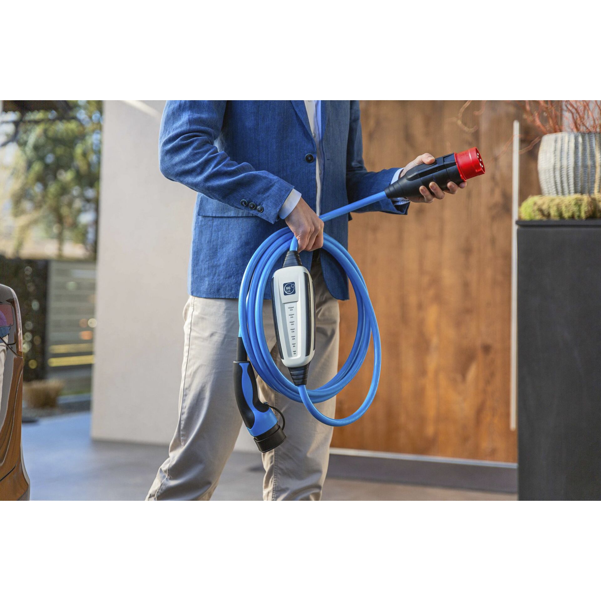 NRGkick 32A 10m Set Optimal incl. Adapter and Bag