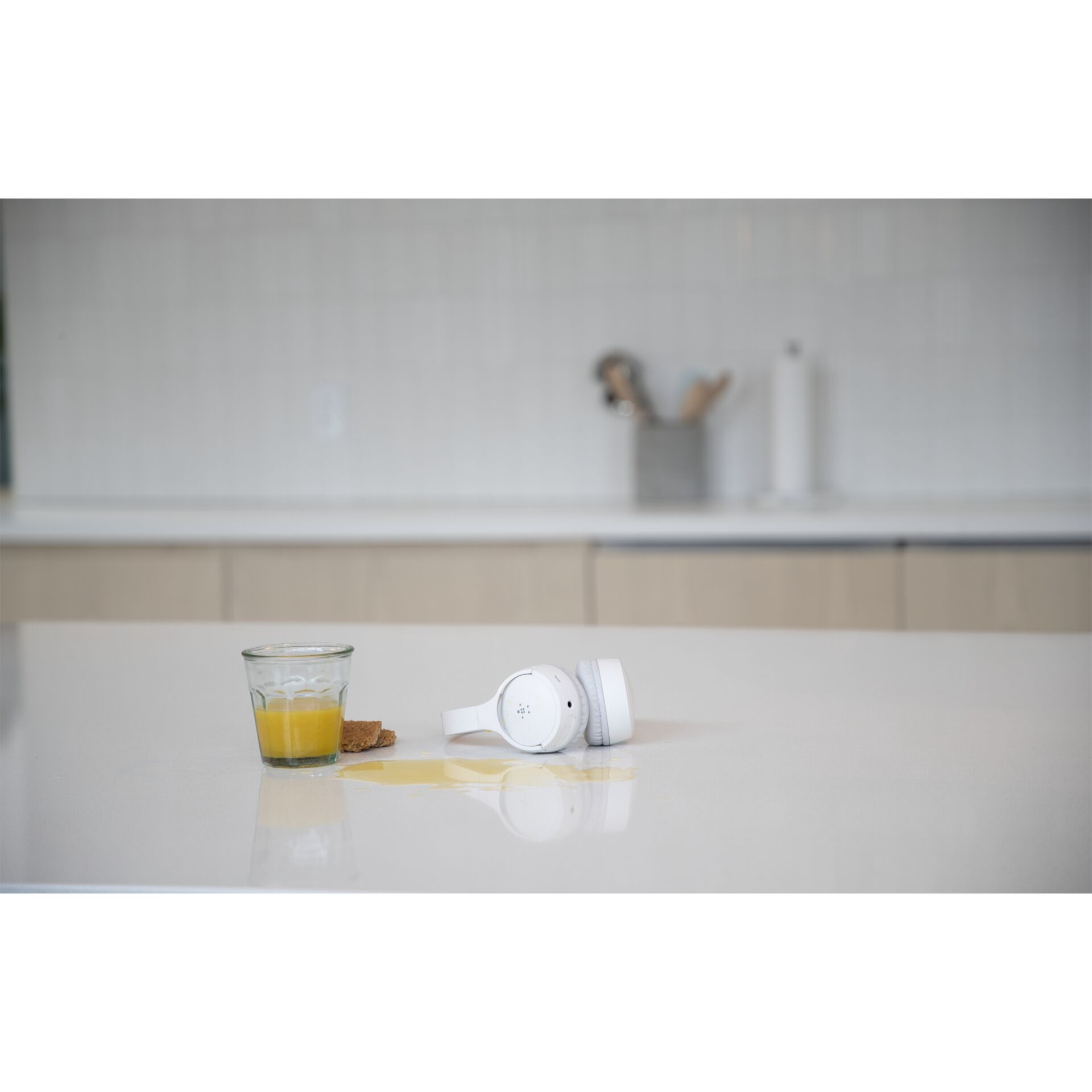 Belkin Soundform Mini-On-Ear Kinder Kopfhörer weiß AUD002btW