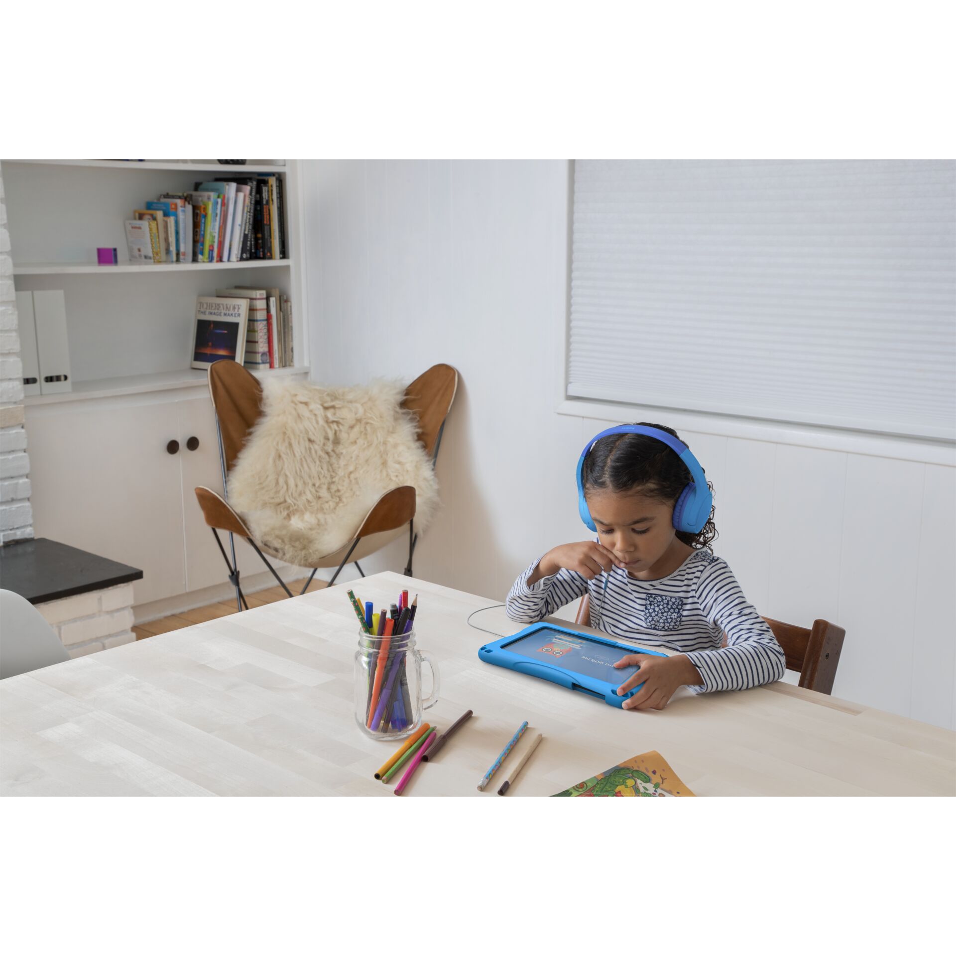 Belkin Soundform Mini On-Ear Kids Headphone blue AUD004btBL