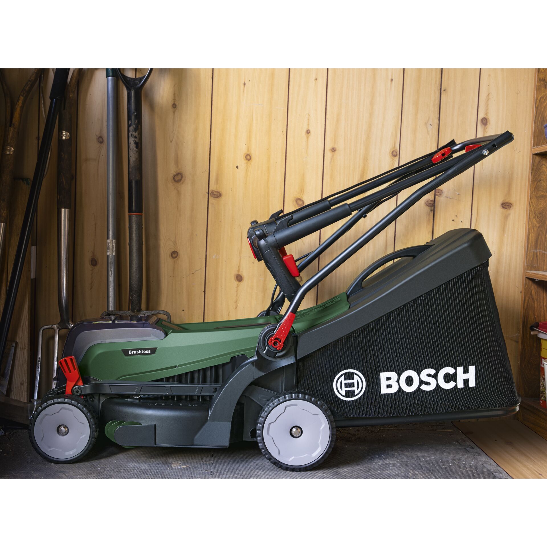 Bosch UniversalRotak 18V-37-550 Taglia Erba a batteria solo