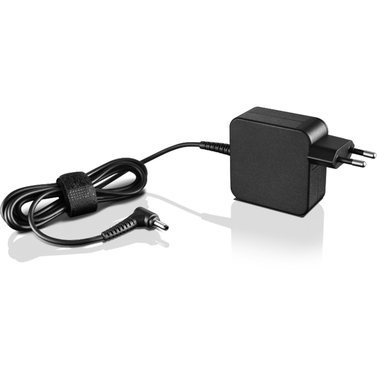 Lenovo 45W AC Wall Adapter (CE) aliment.