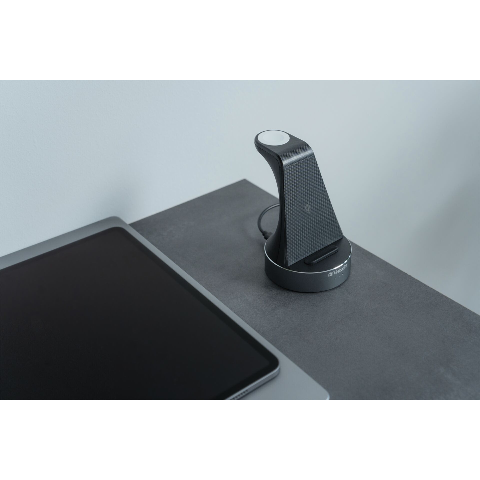 Verbatim WCS-02 Aluminium 3-in-1 Qi Wireless+Apple Watch Cha