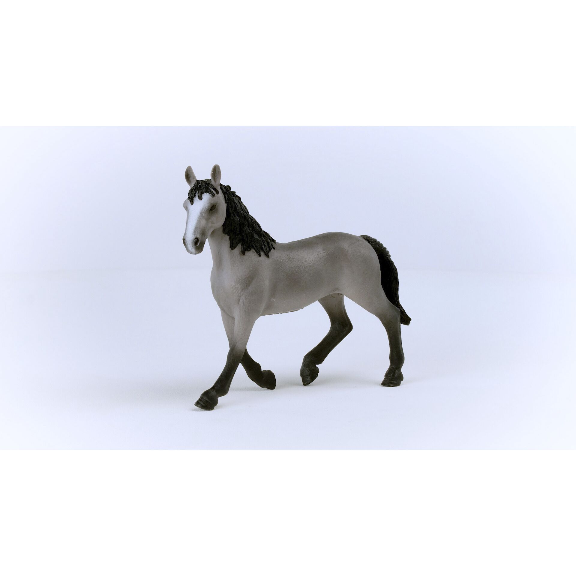Schleich Horse Club        13955 Cheval de Selle Francais St