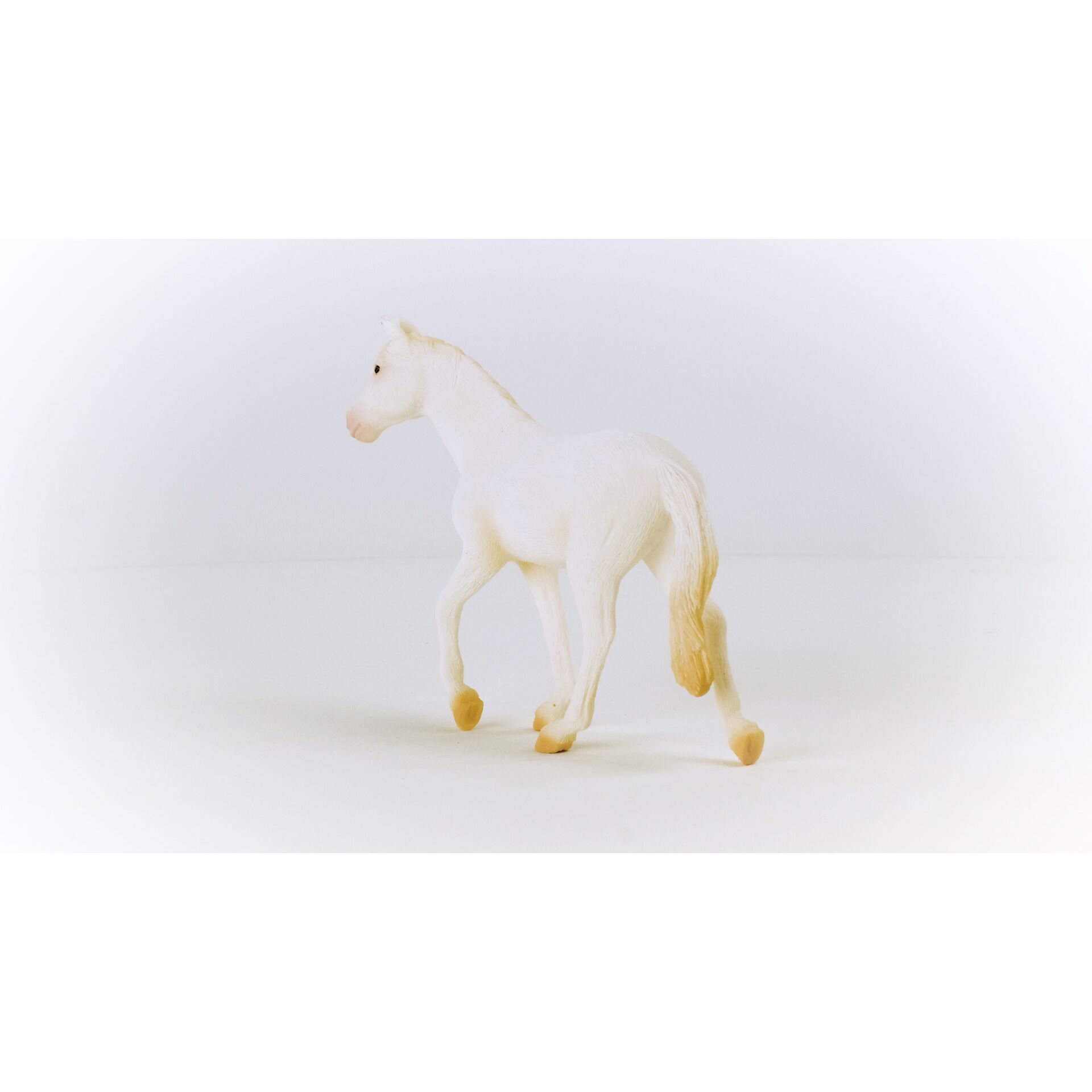 Schleich Farm World Camarillo Stute            13959