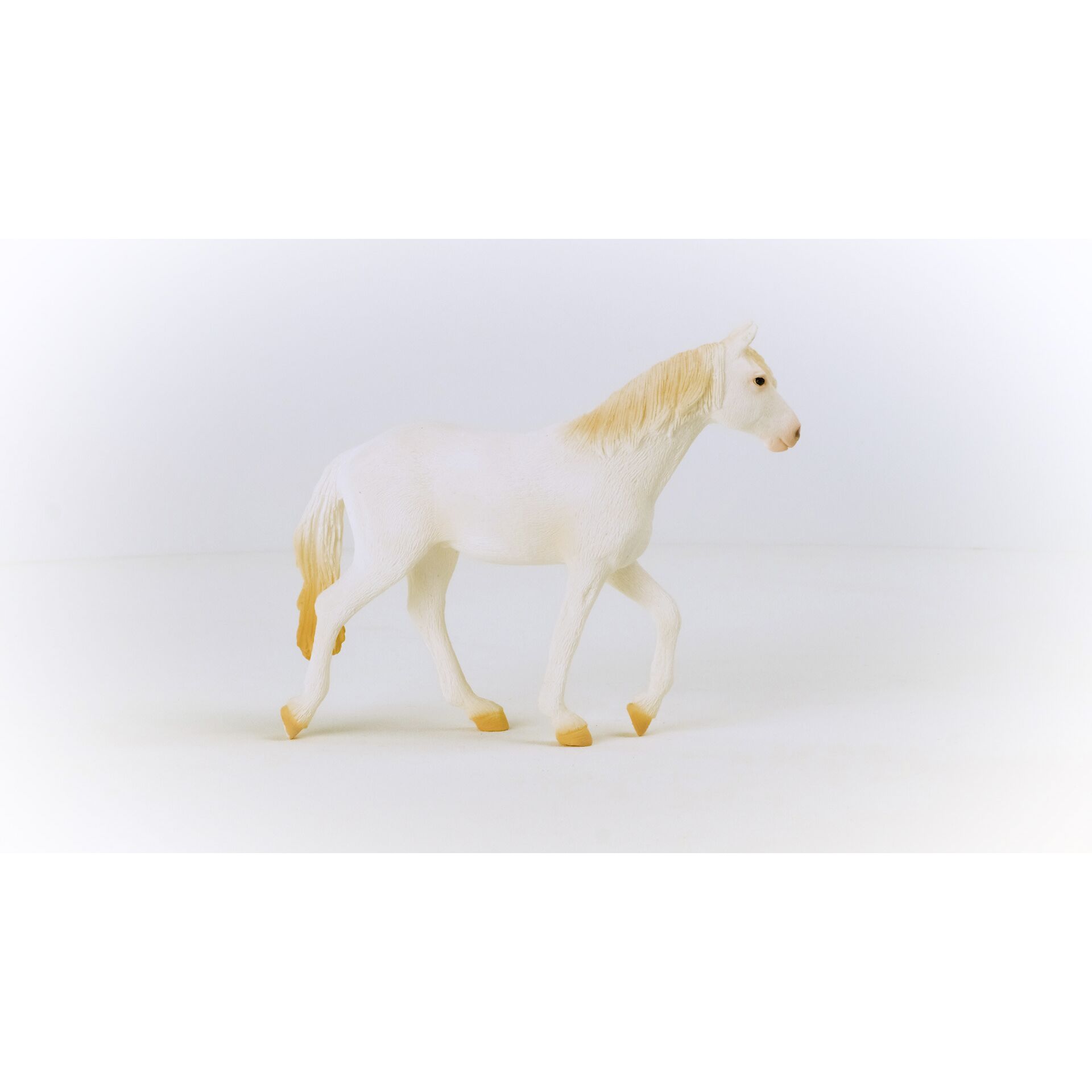 Schleich Farm World Camarillo Stute            13959