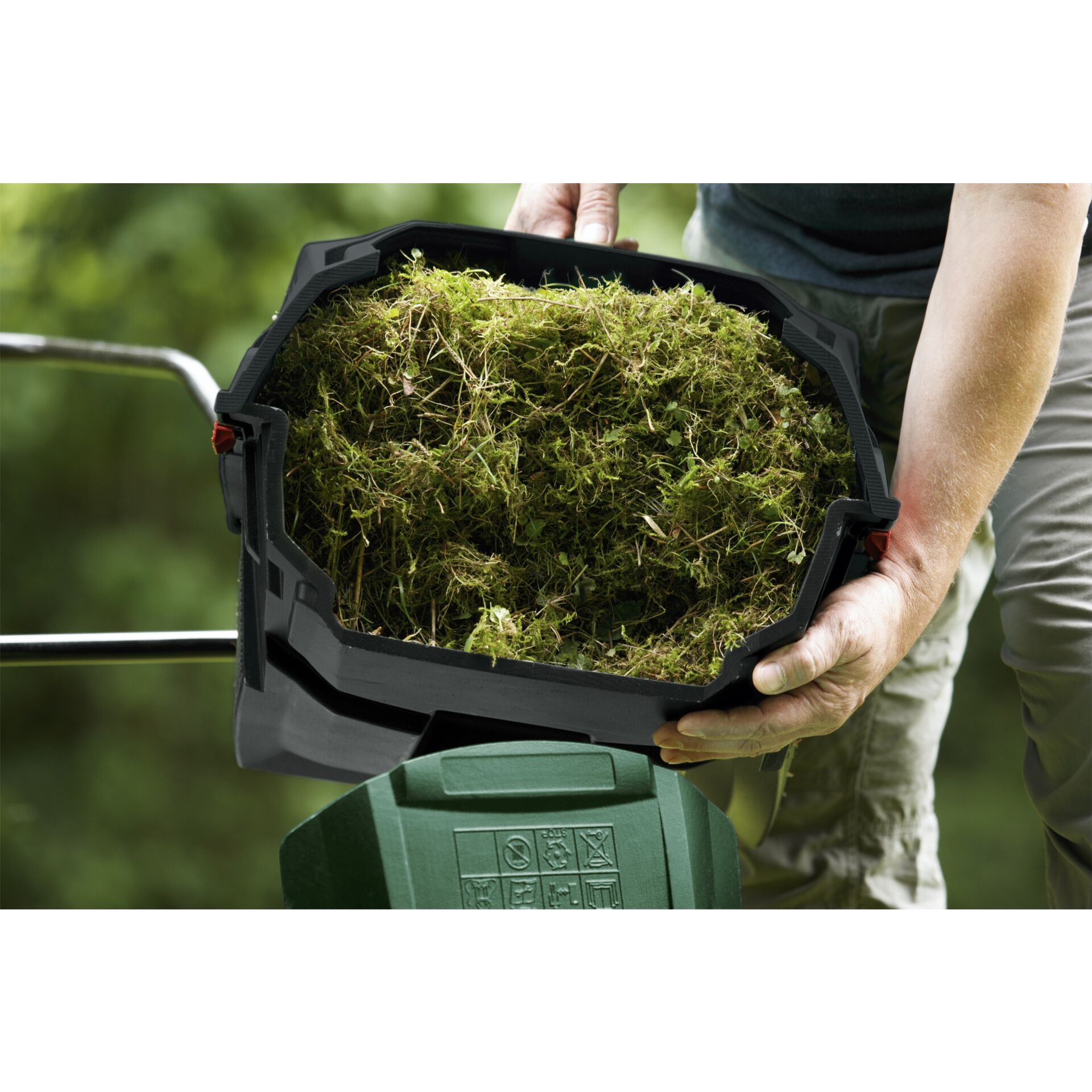 Bosch UniversalVerticut 1100 Scarificatore elettrico