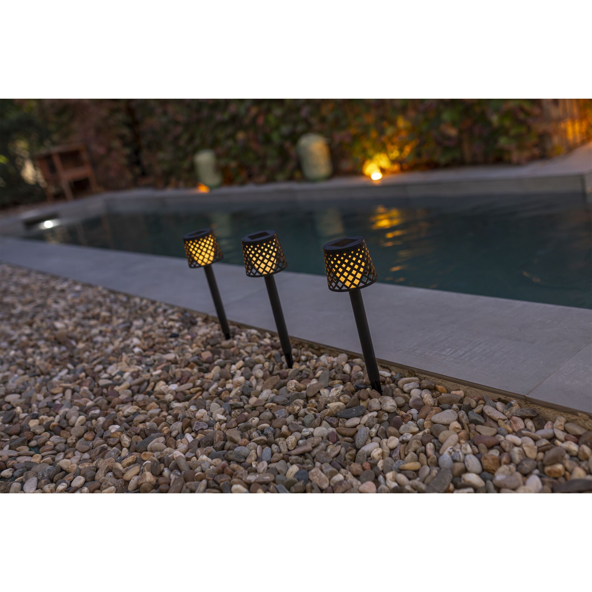 New Garden Gretita Solar Erdspieß Leuchte, 4er Pack Schw.