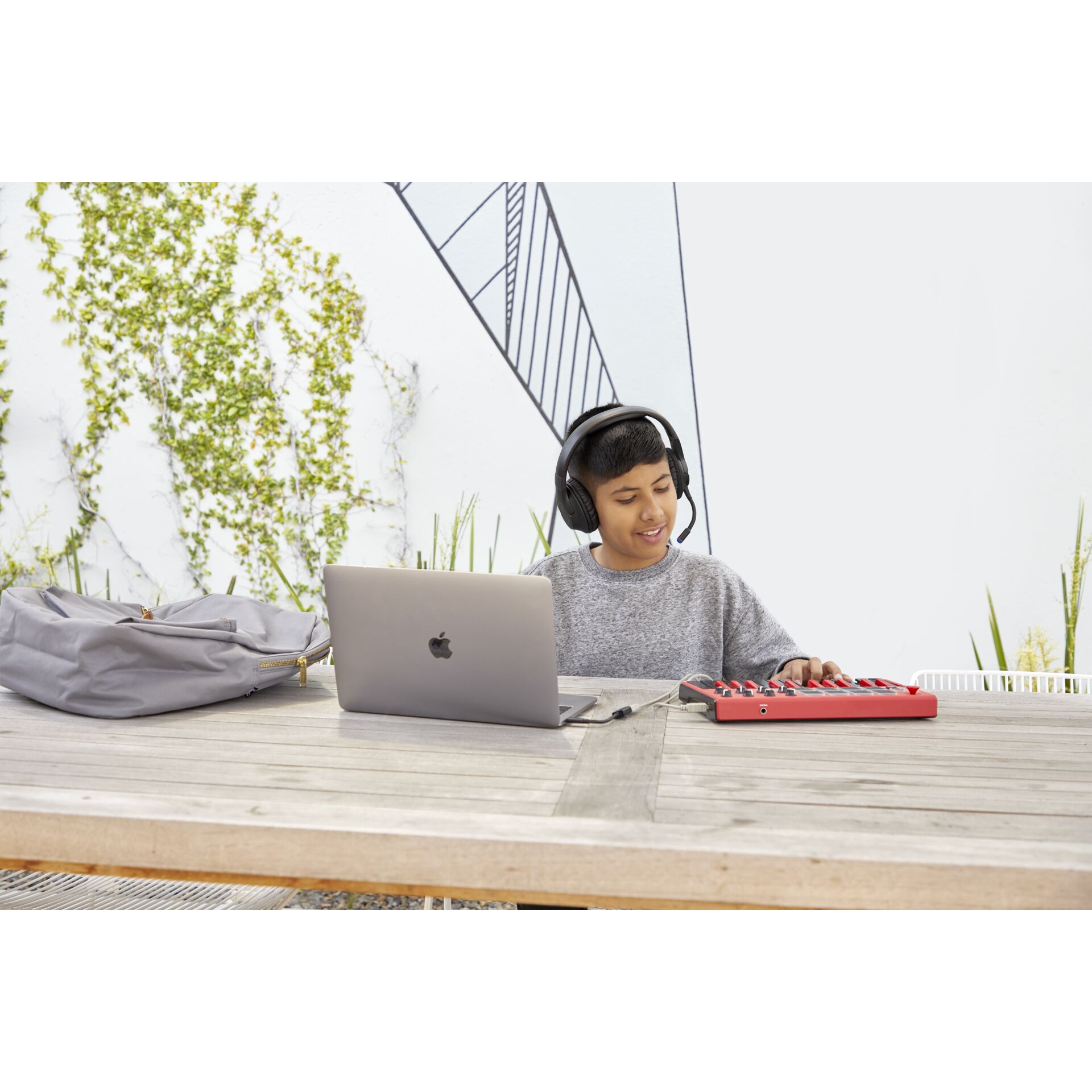 Belkin Soundform Inspirer On-Ear Kids Headphone Bluetooth, b