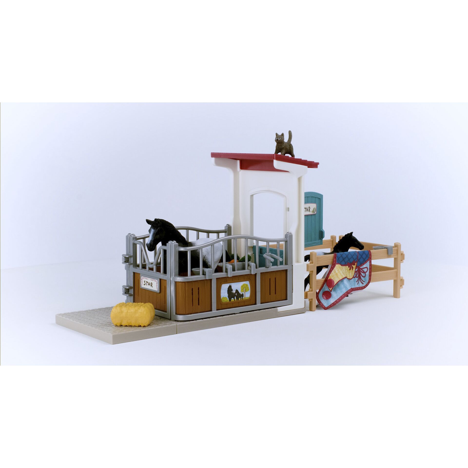 Schleich Horse Club     42611 Horse Box with Mare and Foal