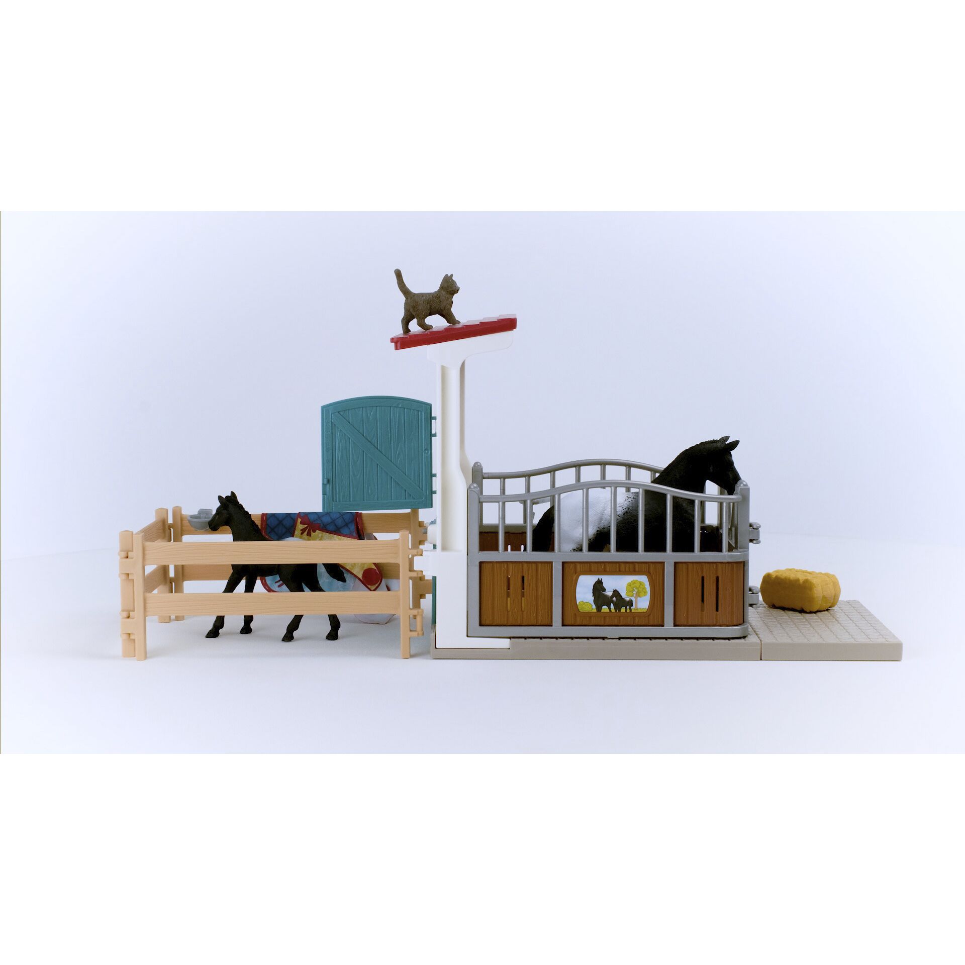 Schleich Horse Club     42611 Horse Box with Mare and Foal
