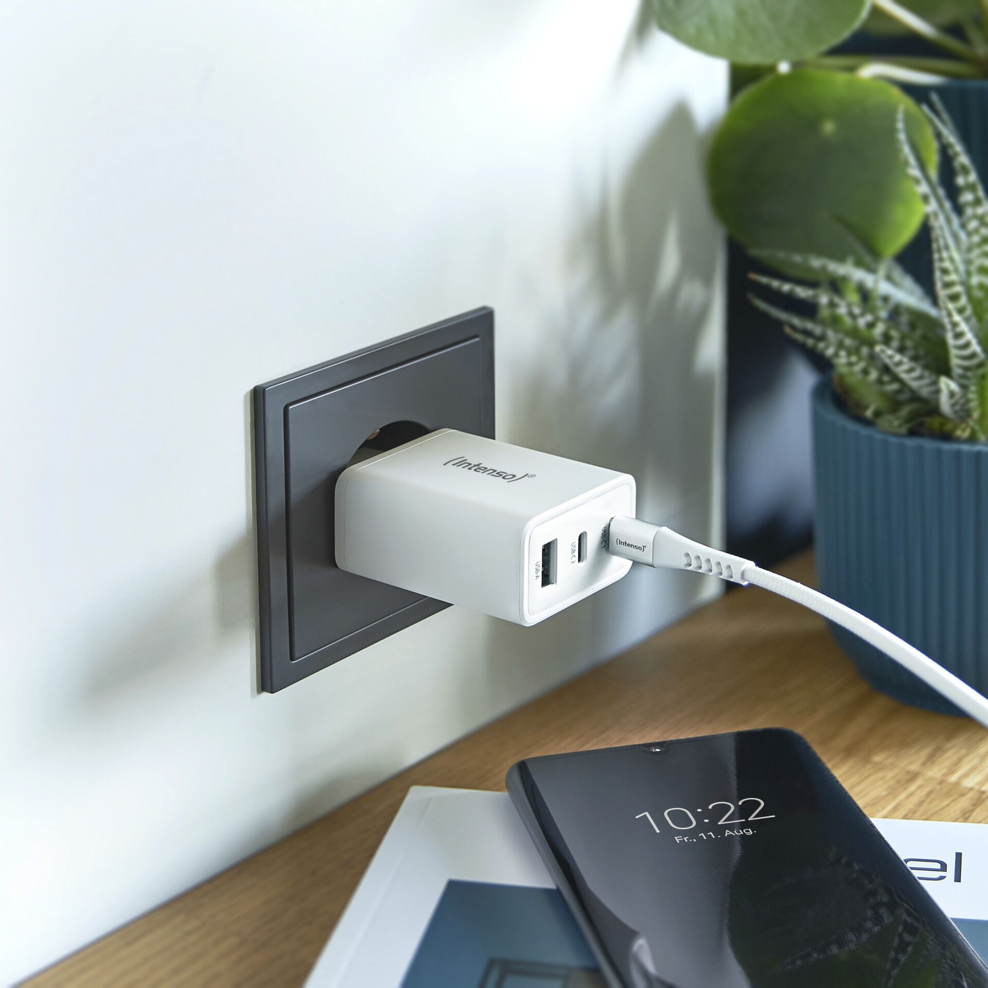 Intenso Power adatt. W65ACC GaN bian. 2x USB-C 1x USB-A 65W