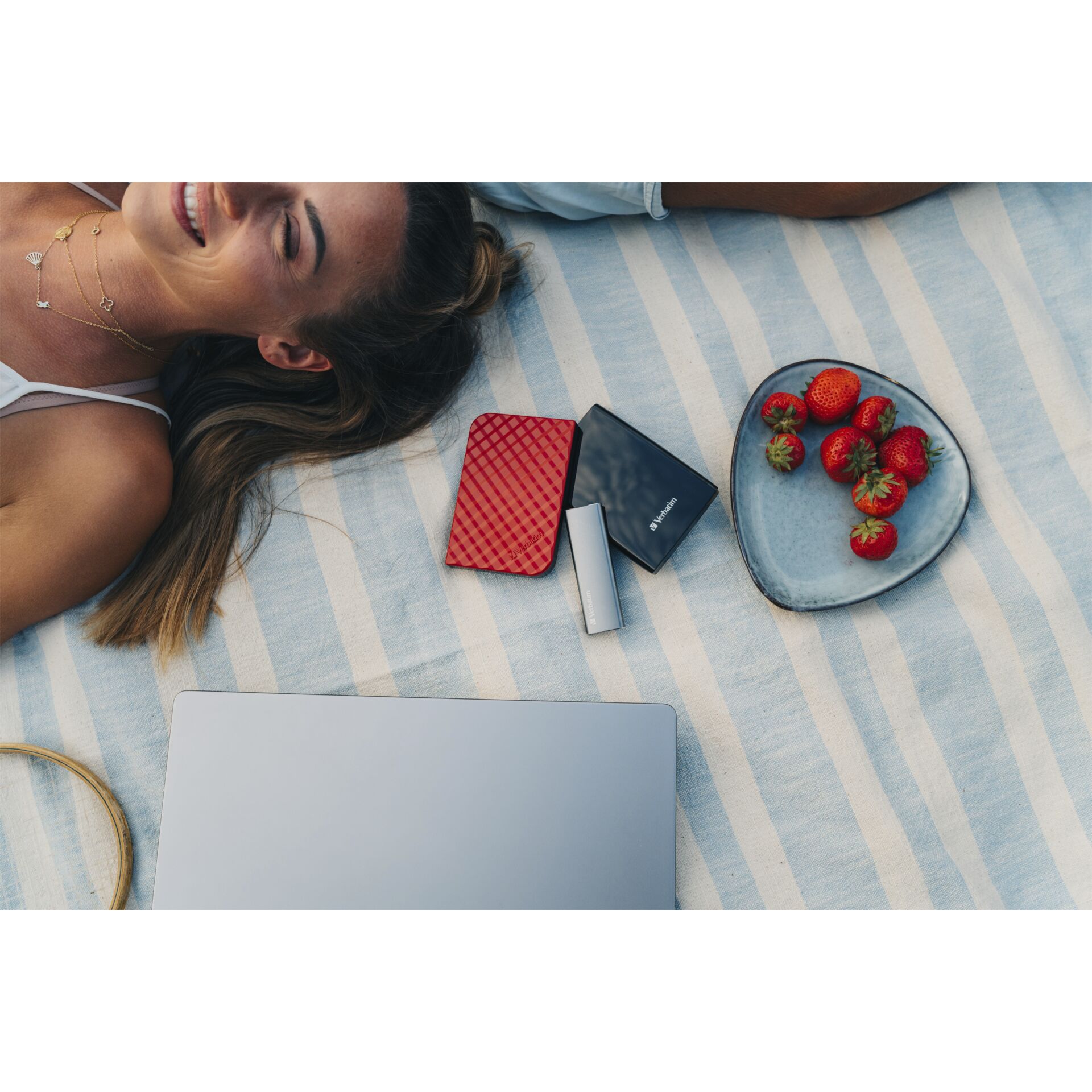 Verbatim Store n Go Vx500    1TB SSD USB 3.1