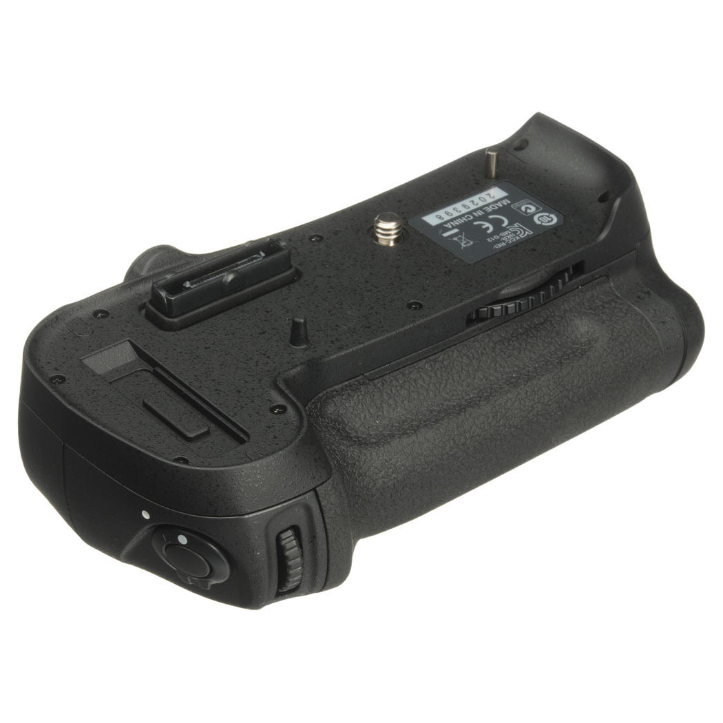 Nikon MB-D12 Battery Pack x D800 (Nital)