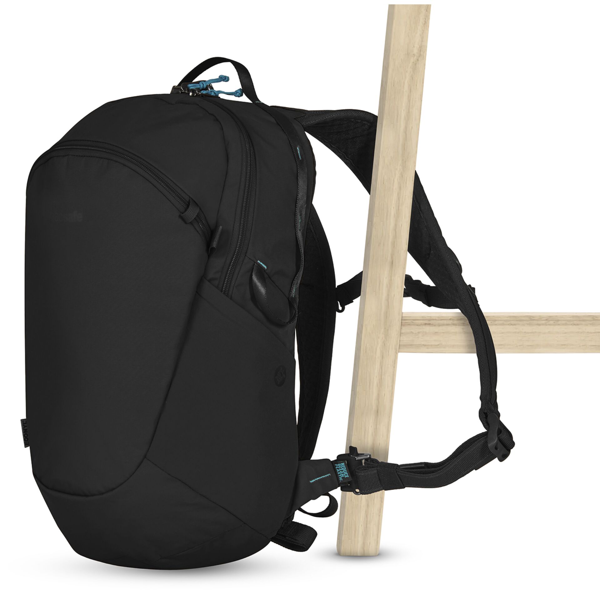 Pacsafe Eco 18L Zaino ECONYL® nero