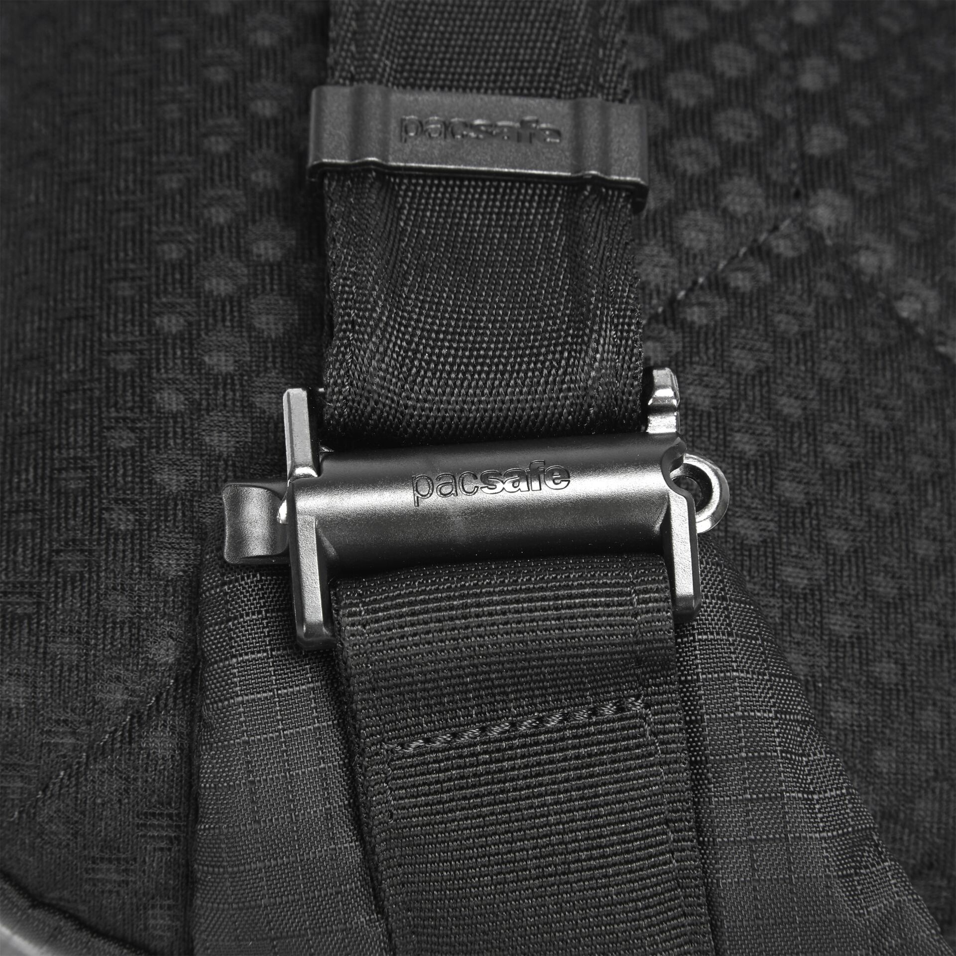 Pacsafe Vibe 325 sling pack schwarz