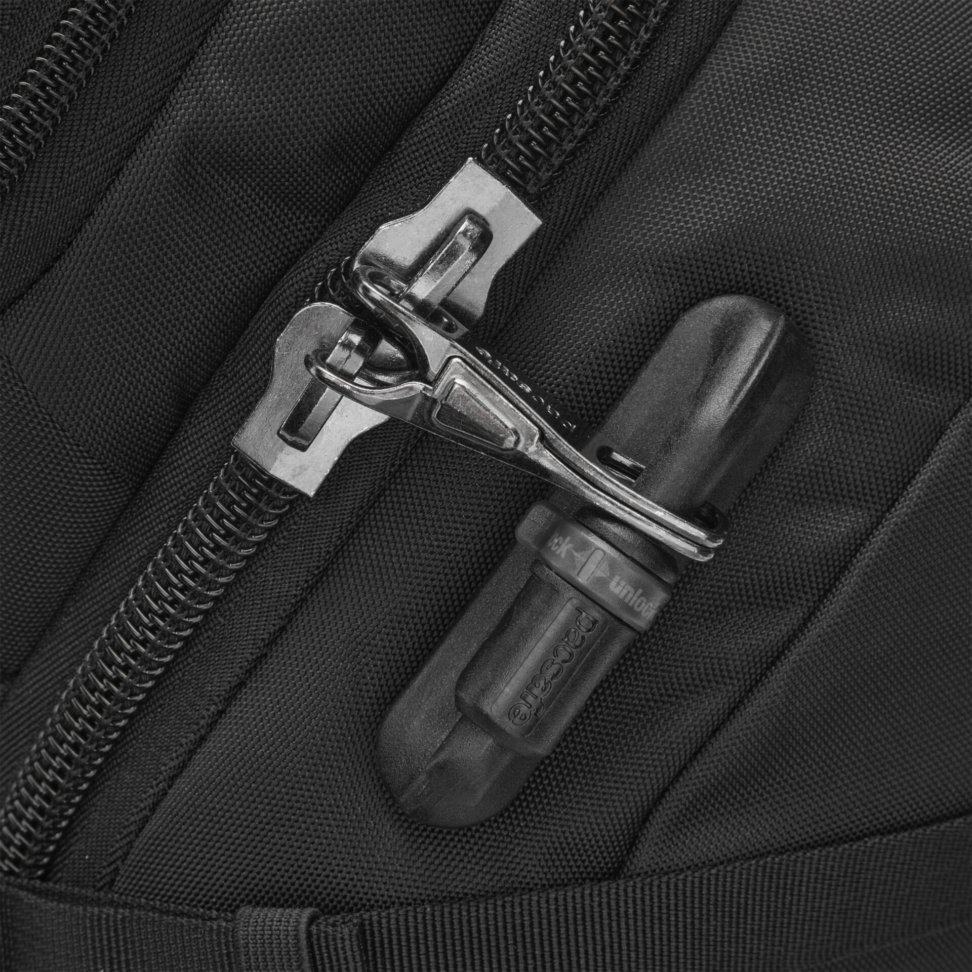 Pacsafe EXP35 Reisetasche schwarz