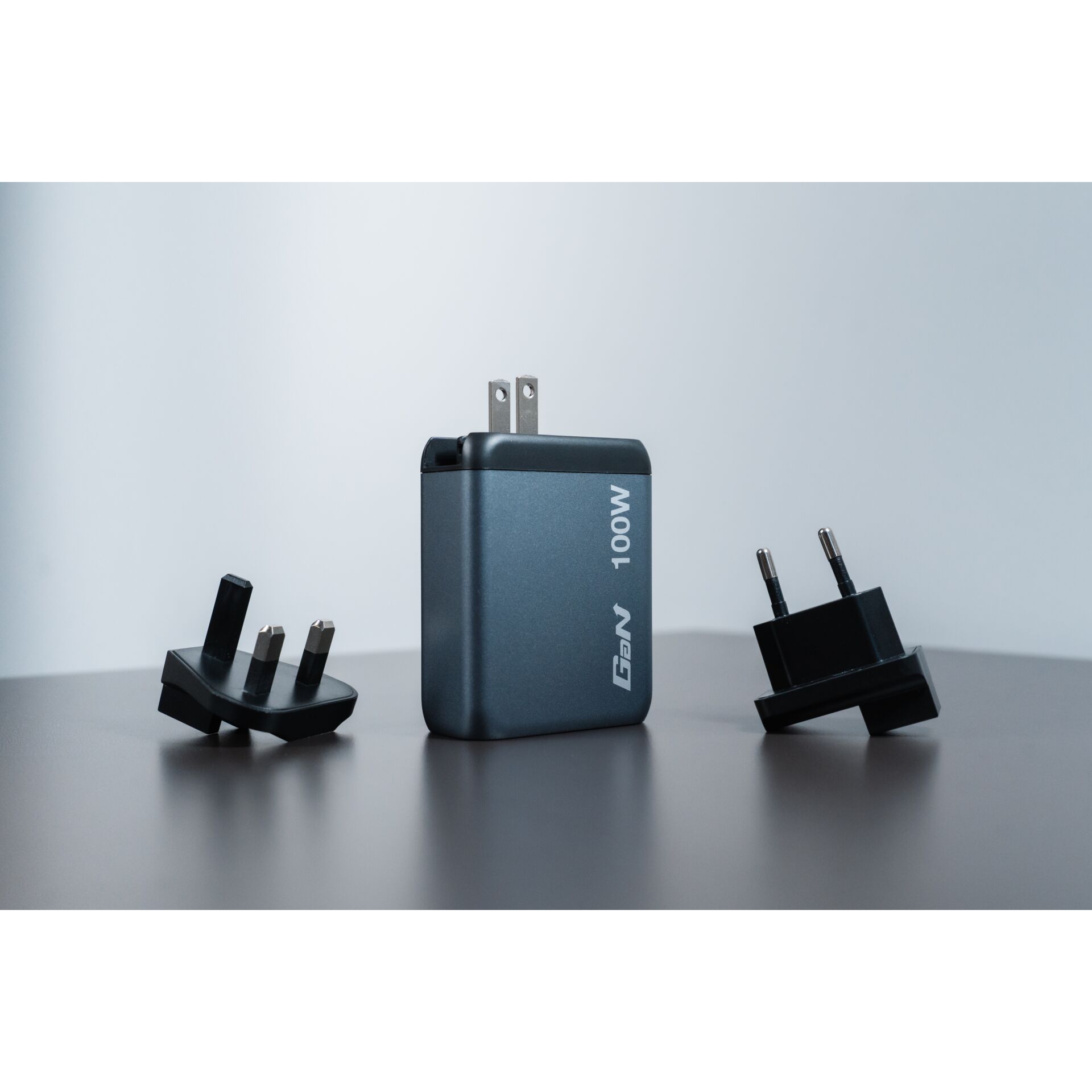 Verbatim GNC-100 GaN Charg. 100W 3xUSB-C PD, 1xUSB-A QC 3.0