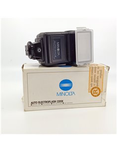 Minolta Auto 220x flash automatico