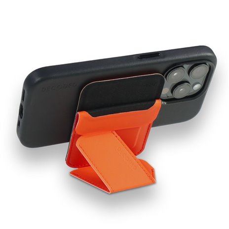 Decoded Silicone MagSafe Card Stand Sleeve Apricot Crush